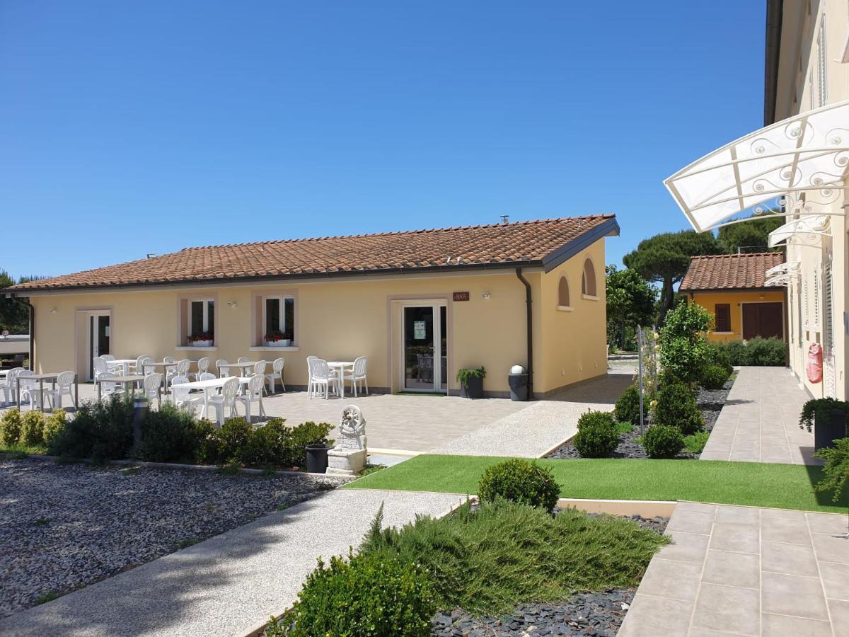 Hotel Residence Vallecorsa ロジニャーノ・マリッティモ エクステリア 写真